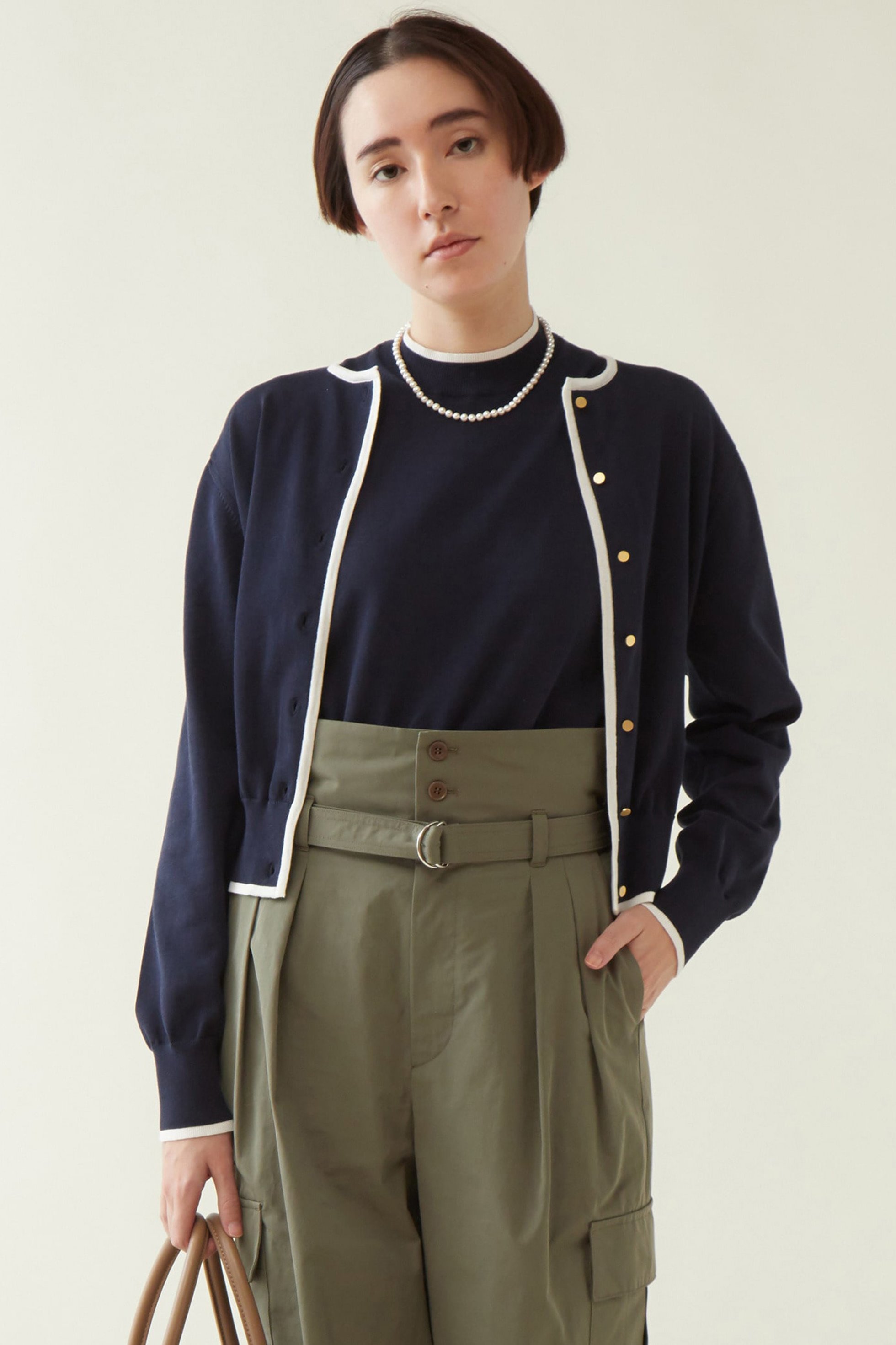 【マルティニーク/martinique】のESSENTIALカーディガン 人気、トレンドファッション・服の通販 founy(ファニー) 　ファッション　Fashion　レディースファッション　Fashion for Women　トップス・カットソー　Cut & Sew Tops　ニット　Knit Tops & Sweaters　カーディガン・羽織り　Layered Style Cardigans　おすすめ　Recommended / Our Picks　アンサンブル　Ensemble Set　カーディガン　Cardigan, Knitwear　コンパクト　Compact, Small Size　バランス　Balance, Style Balance　パイピング　Piping, Trim Design　ベーシック　Basic, Essential　ボトム　Bottoms, Lower Wear　メタル　Metal, Metal Parts　定番　Standard, Basic Item　other-3|ID: prp329100004609037 ipo3291000000032959518