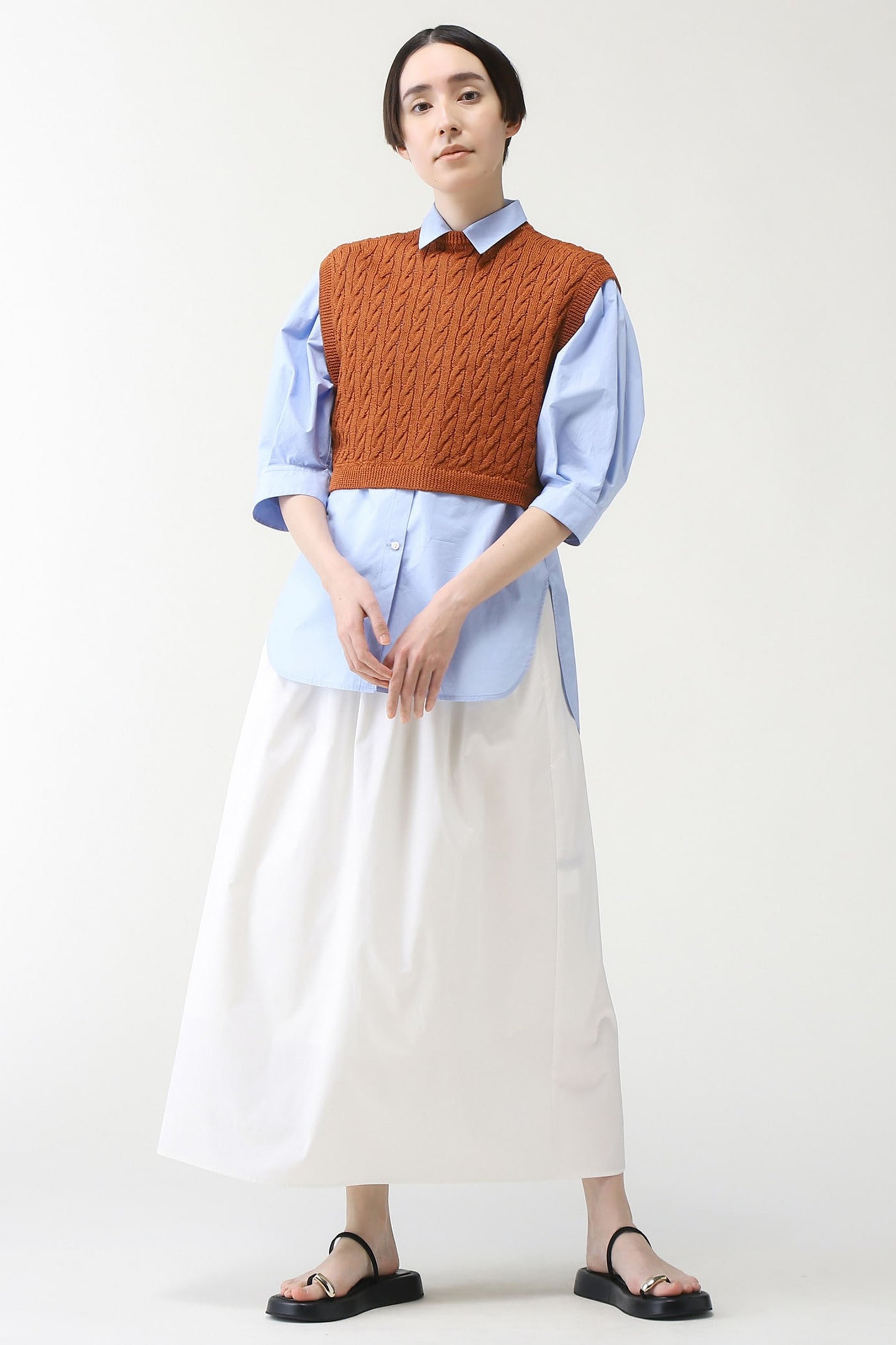 【マルティニーク/martinique】のケーブルジレ 人気、トレンドファッション・服の通販 founy(ファニー) 　ファッション　Fashion　レディースファッション　Fashion for Women　トップス・カットソー　Cut & Sew Tops　ニット　Knit Tops & Sweaters　ベスト&ジレ / 重ね着スタイル　Vests & Gilets　カジュアルプルオーバー・ニットトップス　Pullovers & Knit Tops / Casual Pullovers　ショート　Short, Short Length　トレンド　Trend, Trending Now　ドレス　Dress, One-Piece　マキシ　Maxi, Full Length　other-4|ID: prp329100004609042 ipo3291000000032959739