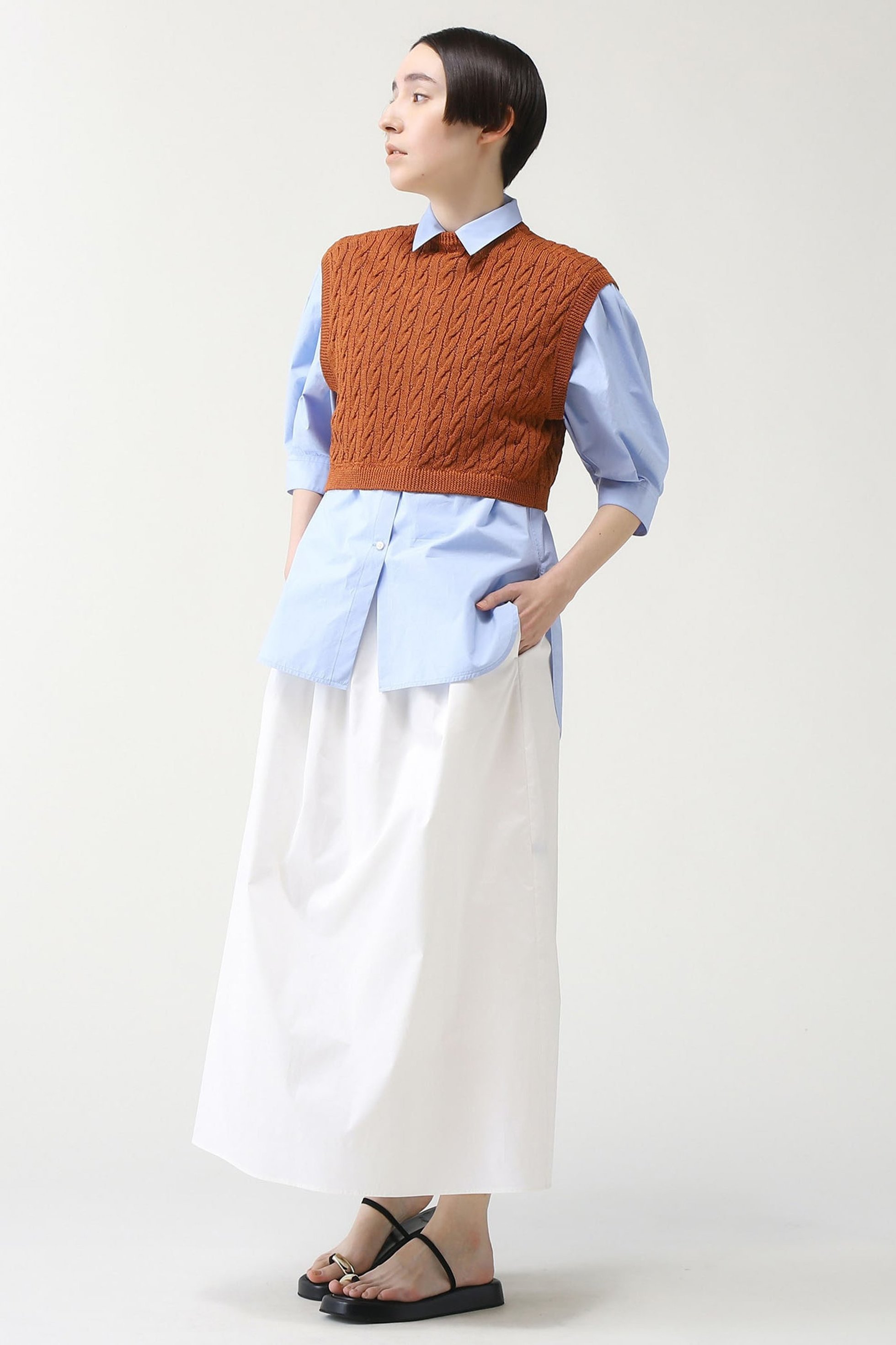 【マルティニーク/martinique】のケーブルジレ 人気、トレンドファッション・服の通販 founy(ファニー) 　ファッション　Fashion　レディースファッション　Fashion for Women　トップス・カットソー　Cut & Sew Tops　ニット　Knit Tops & Sweaters　ベスト&ジレ / 重ね着スタイル　Vests & Gilets　カジュアルプルオーバー・ニットトップス　Pullovers & Knit Tops / Casual Pullovers　ショート　Short, Short Length　トレンド　Trend, Trending Now　ドレス　Dress, One-Piece　マキシ　Maxi, Full Length　other-5|ID: prp329100004609042 ipo3291000000032959747