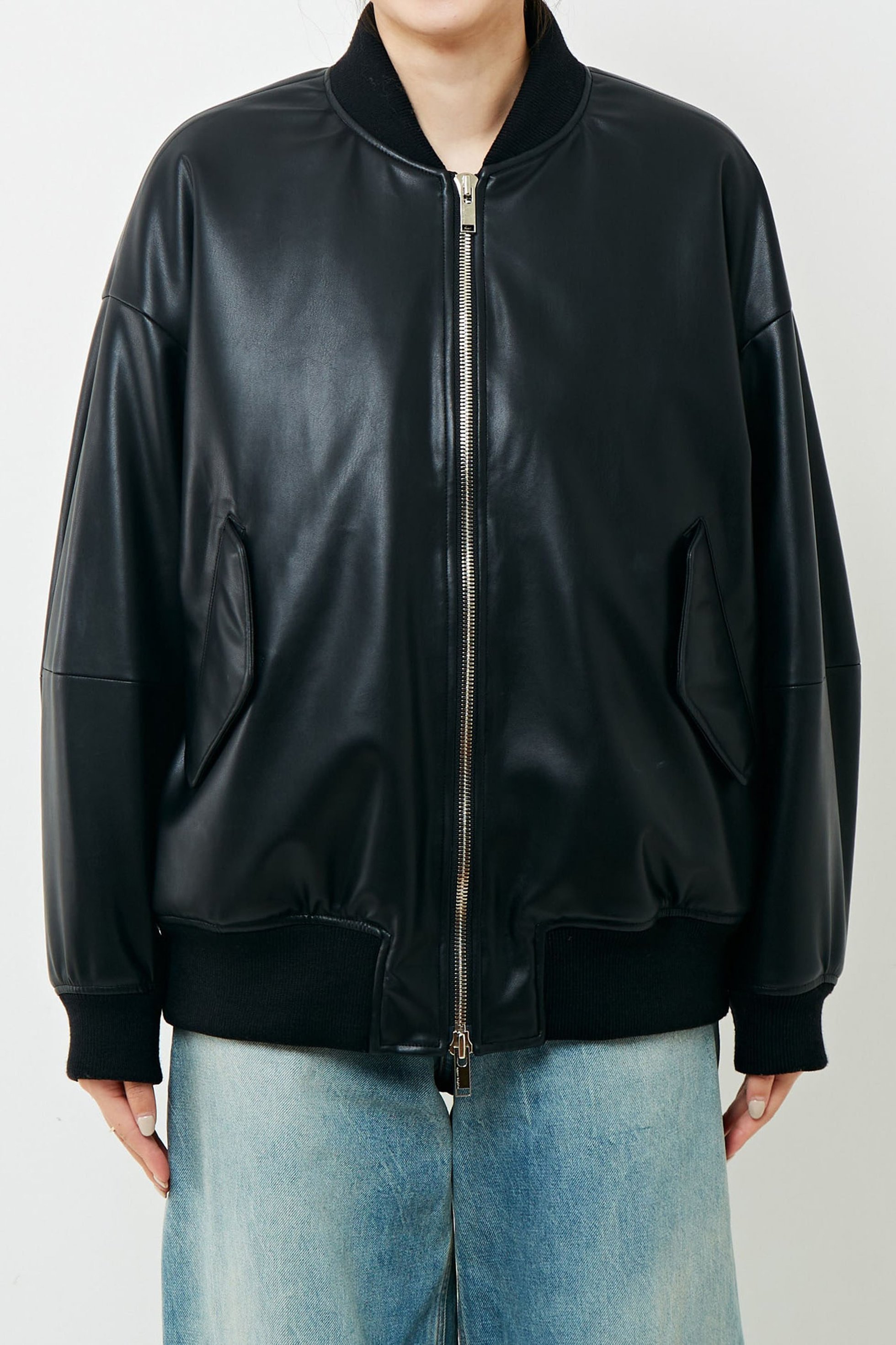 【マルティニーク/martinique】の【upper hights】THE U-2 BIG PU 人気、トレンドファッション・服の通販 founy(ファニー) 　ファッション　Fashion　レディースファッション　Fashion for Women　アウター　Coat / Outerwear Collection　レディースジャケット・軽アウター　Jackets　ブルゾンジャケット・スポーティアウター　Blouson Jackets　クール　Cool, Chic　シンプル　Simple, Minimal　ジャケット　Jacket, Outerwear　スタイリッシュ　Stylish, Fashionable　バランス　Balance, Style Balance　フェイクレザー　Faux Leather, PU Leather　ブルゾン　Blouson, Bomber Jacket　春　Spring　other-5|ID: prp329100004609104 ipo3291000000032962199