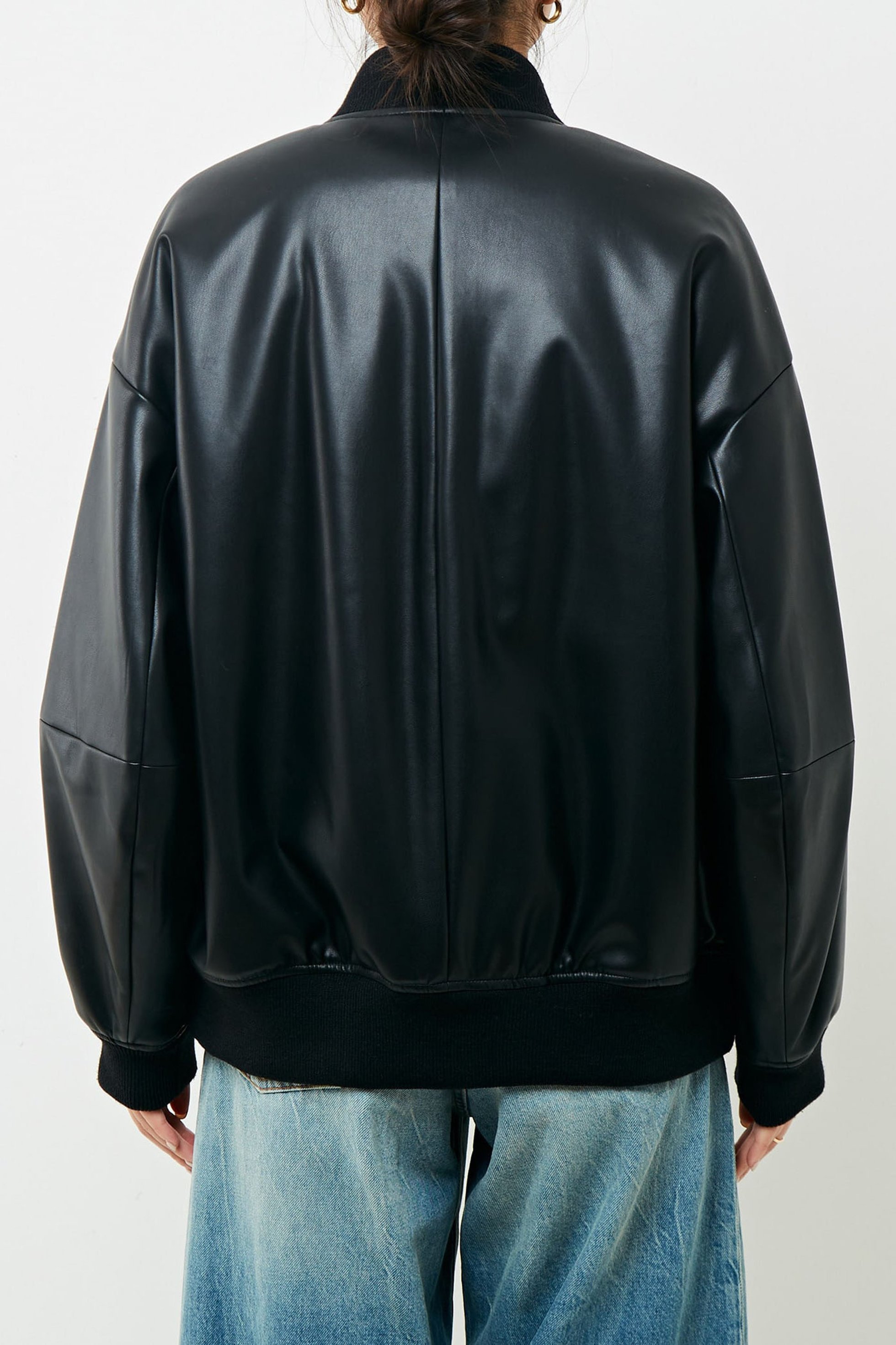 【マルティニーク/martinique】の【upper hights】THE U-2 BIG PU 人気、トレンドファッション・服の通販 founy(ファニー) 　ファッション　Fashion　レディースファッション　Fashion for Women　アウター　Coat / Outerwear Collection　レディースジャケット・軽アウター　Jackets　ブルゾンジャケット・スポーティアウター　Blouson Jackets　クール　Cool, Chic　シンプル　Simple, Minimal　ジャケット　Jacket, Outerwear　スタイリッシュ　Stylish, Fashionable　バランス　Balance, Style Balance　フェイクレザー　Faux Leather, PU Leather　ブルゾン　Blouson, Bomber Jacket　春　Spring　other-7|ID: prp329100004609104 ipo3291000000032962215