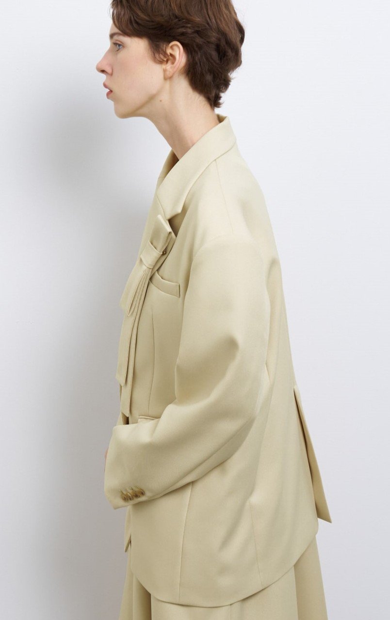 【ランバン オン ブルー/LANVIN en Bleu】のリボンブローチテーラードジャケット 人気、トレンドファッション・服の通販 founy(ファニー) 　ファッション　Fashion　レディースファッション　Fashion for Women　アウター　Coat / Outerwear Collection　レディースジャケット・軽アウター　Jackets　テーラードジャケット / 通勤・きれいめスタイル　Tailored Jackets & Blazers　おすすめ　Recommended / Our Picks　ジャケット　Jacket, Outerwear　セットアップ　Set-Up, Coordinated Outfit　ダブル　Double, Double-Breasted　フェミニン　Feminine, Girly　ブローチ　Brooch, Pin Brooch　リボン　Ribbon, Bow　other-8|ID: prp329100004609123 ipo3291000000032962781