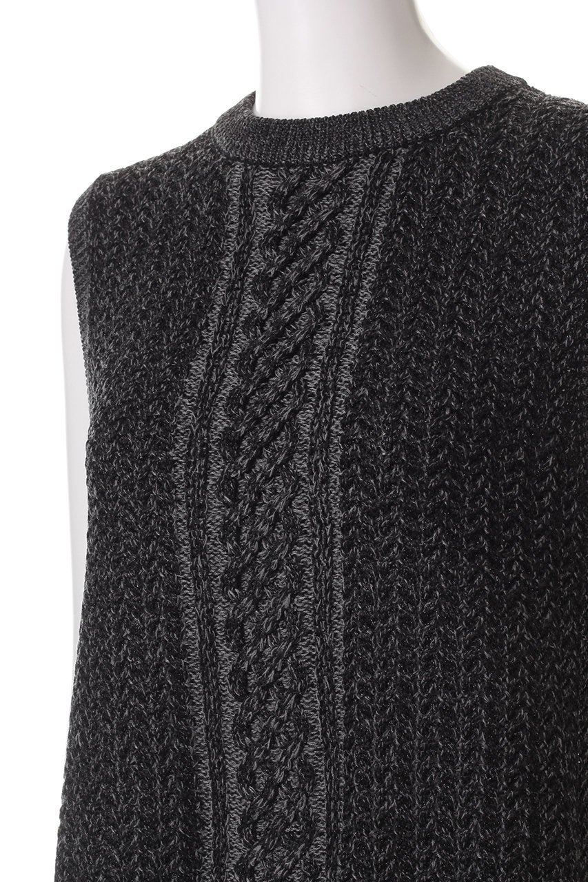 【ミズイロ インド/mizuiro ind】のmetallic yarn cable vest ベスト 人気、トレンドファッション・服の通販 founy(ファニー) 　ファッション　Fashion　レディースファッション　Fashion for Women　トップス・カットソー　Cut & Sew Tops　ニット　Knit Tops & Sweaters　ベスト&ジレ / 重ね着スタイル　Vests & Gilets　カジュアルプルオーバー・ニットトップス　Pullovers & Knit Tops / Casual Pullovers　インナー　Innerwear　ジャケット　Jacket, Outerwear　スタイリッシュ　Stylish, Fashionable　スリット　Slit, Slit Detail　ベスト　Vest, Waistcoat　ベーシック　Basic, Essential　メタリック　Metallic, Shiny Finish　A/W・秋冬　Autumn/Winter　other-5|ID: prp329100004609153 ipo3291000000032965483