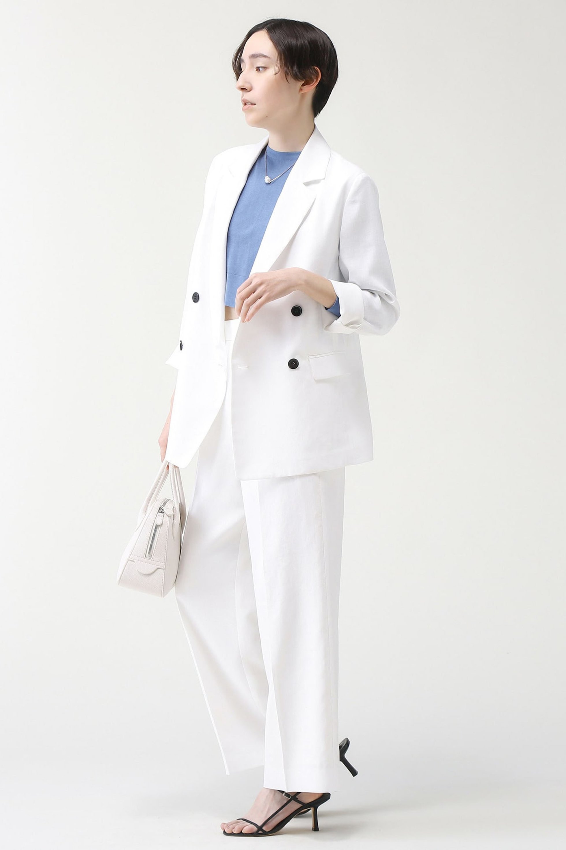 【マルティニーク/martinique】のダブルブレストジャケット 人気、トレンドファッション・服の通販 founy(ファニー) 　ファッション　Fashion　レディースファッション　Fashion for Women　アウター　Coat / Outerwear Collection　レディースジャケット・軽アウター　Jackets　おすすめ　Recommended / Our Picks　サマー　Summer, Summer Style　ジャケット　Jacket, Outerwear　スタンダード　Standard, Basic　ダブル　Double, Double-Breasted　ボックス　Boxy, Box Shape　モダン　Modern, Contemporary　リラックス　Relax, Relaxed Fit　夏　Summer　other-6|ID: prp329100004609189 ipo3291000000032967432