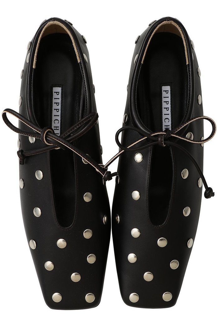 【ピッピシック/Pippichic】のAMBER スタッズフラットシューズ インテリア・キッズ・メンズ・レディースファッション・服の通販 founy(ファニー) https://founy.com/ ファッション Fashion レディースファッション Fashion for Women なめらか Smooth, Silky Texture オケージョン Occasion Wear シューズ Shoes, Footwear スタッズ Studs, Metal Accents パーティ Party, Party Style フラット Flat, Flat Shoes エレガント 上品 Elegant |ID: prp329100004609930 ipo3291000000032977021