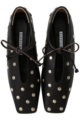 【ピッピシック/Pippichic】 AMBER スタッズフラットシューズ人気、トレンドファッション・服の通販 founy(ファニー) ファッション Fashion レディースファッション Fashion for Women なめらか Smooth, Silky Texture オケージョン Occasion Wear シューズ Shoes, Footwear スタッズ Studs, Metal Accents パーティ Party, Party Style フラット Flat, Flat Shoes エレガント 上品 Elegant |ID:prp329100004609930