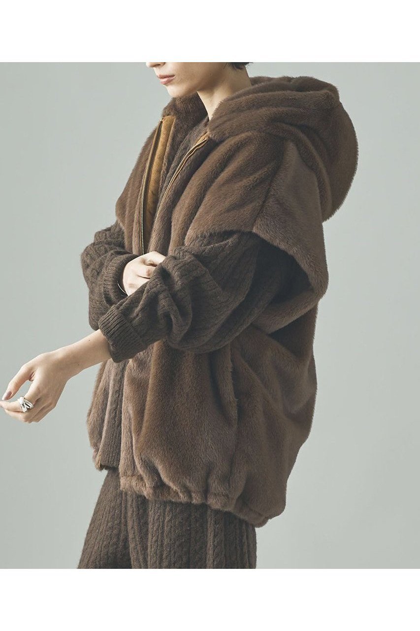 【カレンソロジー/Curensology】のファーフーディーベスト インテリア・キッズ・メンズ・レディースファッション・服の通販 founy(ファニー) 　ファッション　Fashion　レディースファッション　Fashion for Women　アウター　Coat / Outerwear Collection　レディースジャケット・軽アウター　Jackets　おすすめ　Recommended / Our Picks　ジャケット　Jacket, Outerwear　フェイクファー　Faux Fur, Imitation Fur　ベスト　Vest, Waistcoat　ポケット　Pocket, Pocket Detail　リアル　Real, Realistic　新作・新入荷　New Arrivals / New In　ブラウン|ID: prp329100004609945 ipo3291000000032977167