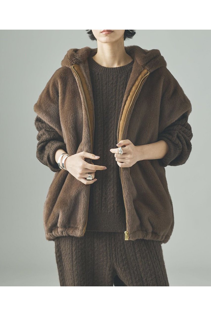 【カレンソロジー/Curensology】のファーフーディーベスト 人気、トレンドファッション・服の通販 founy(ファニー) 　ファッション　Fashion　レディースファッション　Fashion for Women　アウター　Coat / Outerwear Collection　レディースジャケット・軽アウター　Jackets　おすすめ　Recommended / Our Picks　ジャケット　Jacket, Outerwear　フェイクファー　Faux Fur, Imitation Fur　ベスト　Vest, Waistcoat　ポケット　Pocket, Pocket Detail　リアル　Real, Realistic　新作・新入荷　New Arrivals / New In　other-2|ID: prp329100004609945 ipo3291000000032977168
