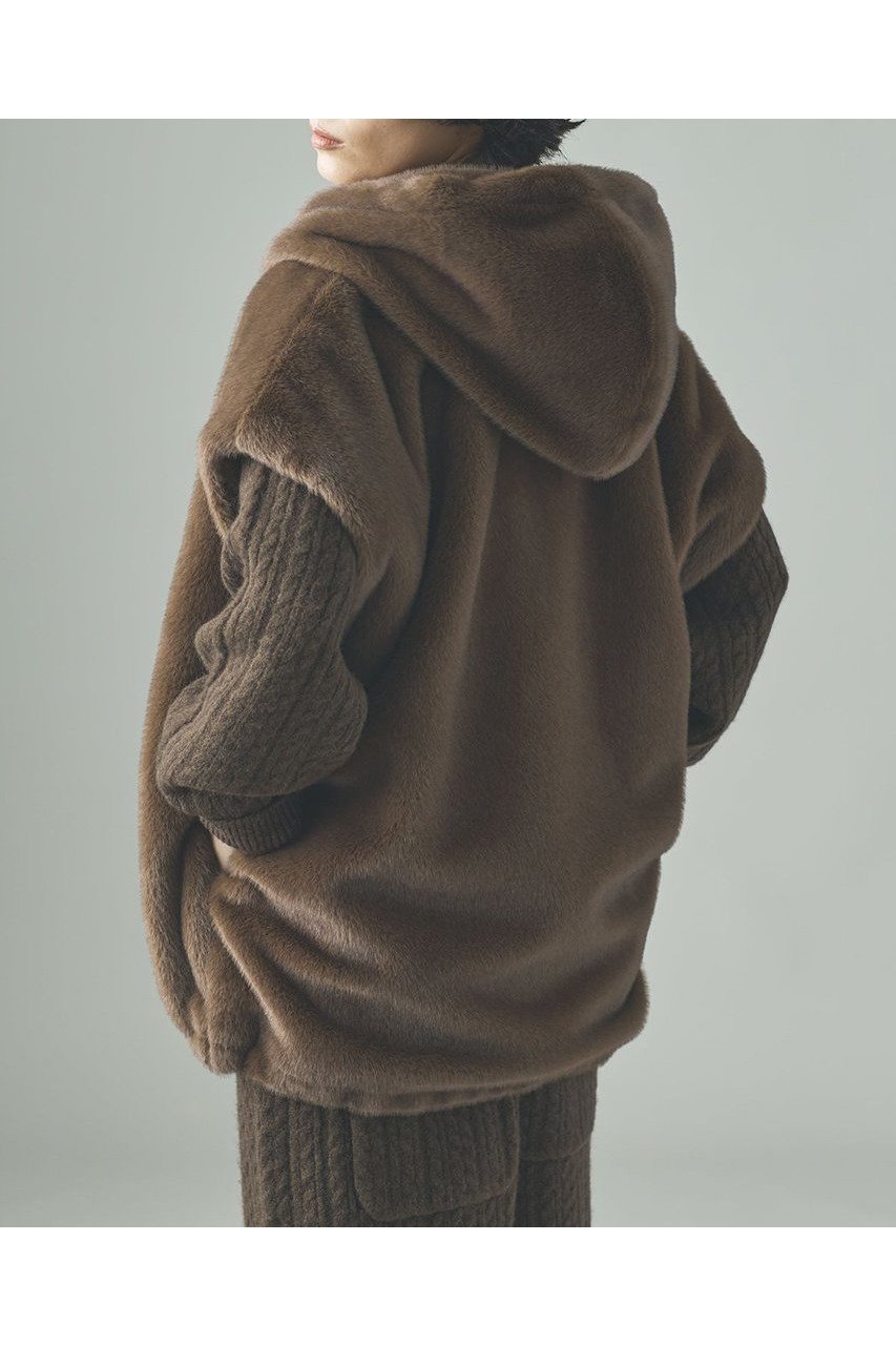 【カレンソロジー/Curensology】のファーフーディーベスト 人気、トレンドファッション・服の通販 founy(ファニー) 　ファッション　Fashion　レディースファッション　Fashion for Women　アウター　Coat / Outerwear Collection　レディースジャケット・軽アウター　Jackets　おすすめ　Recommended / Our Picks　ジャケット　Jacket, Outerwear　フェイクファー　Faux Fur, Imitation Fur　ベスト　Vest, Waistcoat　ポケット　Pocket, Pocket Detail　リアル　Real, Realistic　新作・新入荷　New Arrivals / New In　other-4|ID: prp329100004609945 ipo3291000000032977170