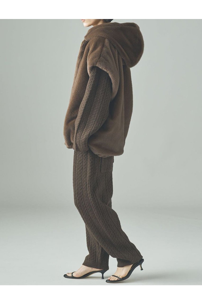 【カレンソロジー/Curensology】のファーフーディーベスト 人気、トレンドファッション・服の通販 founy(ファニー) 　ファッション　Fashion　レディースファッション　Fashion for Women　アウター　Coat / Outerwear Collection　レディースジャケット・軽アウター　Jackets　おすすめ　Recommended / Our Picks　ジャケット　Jacket, Outerwear　フェイクファー　Faux Fur, Imitation Fur　ベスト　Vest, Waistcoat　ポケット　Pocket, Pocket Detail　リアル　Real, Realistic　新作・新入荷　New Arrivals / New In　other-7|ID: prp329100004609945 ipo3291000000032977173