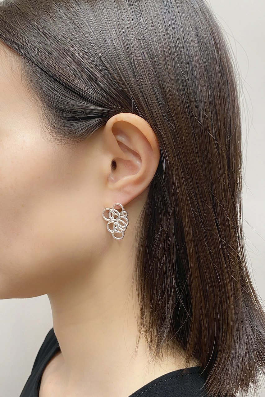 【カオル/KAORU】のMizutama ピアス L 人気、トレンドファッション・服の通販 founy(ファニー) 　ファッション　Fashion　レディースファッション　Fashion for Women　ジュエリー　Jewelry　ファッションリング　Fashion Rings　イヤリング・フープ・ドロップタイプ　Hoop, Drop & Clip Earrings　イヤリング　Earrings　シルバー　Silver, Metallic Silver　モチーフ　Motif, Design Theme　エレガント 上品　Elegant　水玉　Polka Dot, Dot Pattern　other-2|ID: prp329100004610633 ipo3291000000036070347