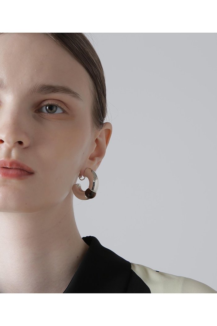 【アドーア/ADORE】のレ・ジューACCイヤリング インテリア・キッズ・メンズ・レディースファッション・服の通販 founy(ファニー) https://founy.com/ ファッション Fashion レディースファッション Fashion for Women ジュエリー Jewelry ファッションリング Fashion Rings イヤリング・フープ・ドロップタイプ Hoop, Drop & Clip Earrings おすすめ Recommended / Our Picks イヤリング Earrings シルバー Silver, Metallic Silver フープ Hoop, Hoop Earrings エレガント 上品 Elegant |ID: prp329100004610636 ipo3291000000036225346