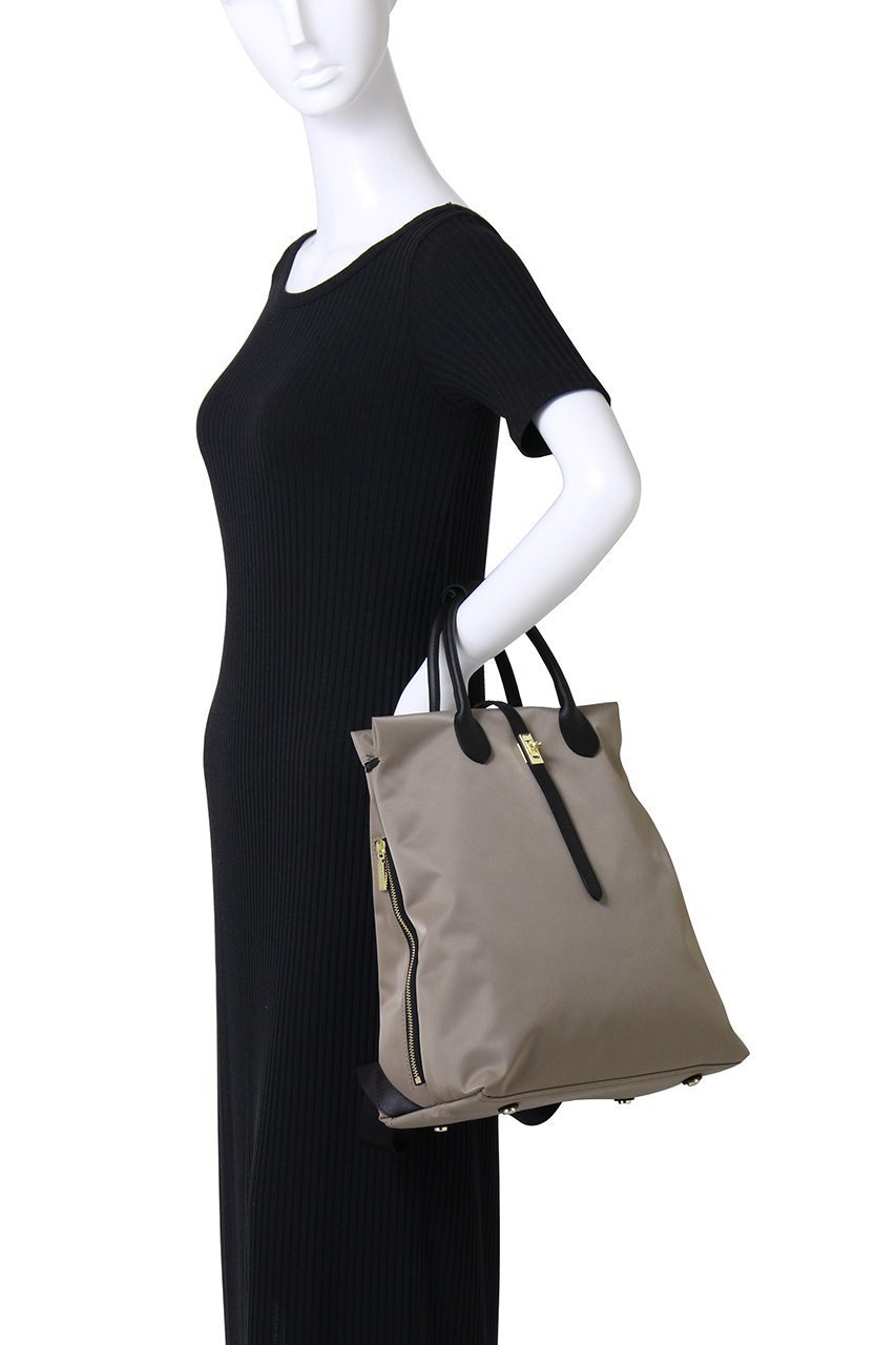 【ヴィオラドーロ/VIOLAd'ORO】のBIANCA ナイロン2wayバックパック 人気、トレンドファッション・服の通販 founy(ファニー) 　ファッション　Fashion　レディースファッション　Fashion for Women　バッグ　Bags　スタイリッシュ　Stylish, Fashionable　スポーティ　Sporty, Casual Athletic　フィット　Fit, Slim Fit　リュック　Backpack, Rucksack　軽量　Lightweight, Ultra Light　other-6|ID: prp329100004610638 ipo3291000000035101947