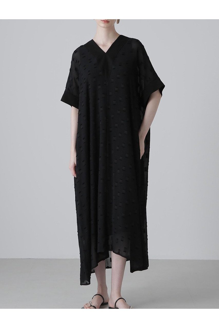【アドーア/ADORE】のフィネストラジャガードワンピース 人気、トレンドファッション・服の通販 founy(ファニー) 　ファッション　Fashion　レディースファッション　Fashion for Women　ワンピース　Dresses　チュニック　Tunic Tops & Dresses　ジャカード／ジャガード　Jacquard, Woven Pattern　スクエア　Square, Square Shape　チュニック　Tunic, Long Top　ドレス　Dress, One-Piece　モチーフ　Motif, Design Theme　ヨーク　Yoke, Yoke Design　ルーズ　Loose, Oversized　ロング　Long, Long-Length　新作・新入荷　New Arrivals / New In　秋　Autumn　other-3|ID: prp329100004610664 ipo3291000000032989504
