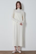 【ル フィル/LE PHIL】の《LE PHIL》ドライウールキャミソールドレス 人気、トレンドファッション・服の通販 founy(ファニー) ファッション Fashion レディースファッション Fashion for Women ワンピース Dresses フォーマル・パーティードレス・結婚式用ドレス Elegant & Casual Dresses チュニック Tunic Tops & Dresses クラシカル Classical, Vintage-Inspired スタンダード Standard, Basic ストレート Straight, Straight Cut チュニック Tunic, Long Top フレア Flare, Flared フロント Front, Front Design プリーツ Pleats, Pleated マキシ Maxi, Full Length ロング Long, Long-Length 再入荷 Restock / Back in Stock thumbnail ホワイト|ID: prp329100004610669 ipo3291000000034981151