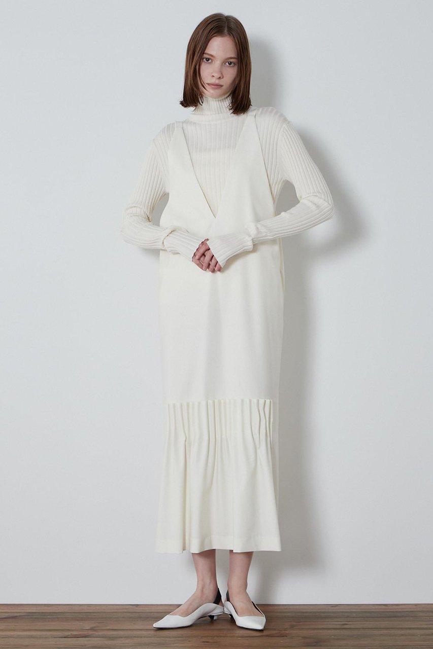 【ル フィル/LE PHIL】の《LE PHIL》ドライウールキャミソールドレス 人気、トレンドファッション・服の通販 founy(ファニー) 　ファッション　Fashion　レディースファッション　Fashion for Women　ワンピース　Dresses　フォーマル・パーティードレス・結婚式用ドレス　Elegant & Casual Dresses　チュニック　Tunic Tops & Dresses　クラシカル　Classical, Vintage-Inspired　スタンダード　Standard, Basic　ストレート　Straight, Straight Cut　チュニック　Tunic, Long Top　フレア　Flare, Flared　フロント　Front, Front Design　プリーツ　Pleats, Pleated　マキシ　Maxi, Full Length　ロング　Long, Long-Length　再入荷　Restock / Back in Stock　other-5|ID: prp329100004610669 ipo3291000000034981155