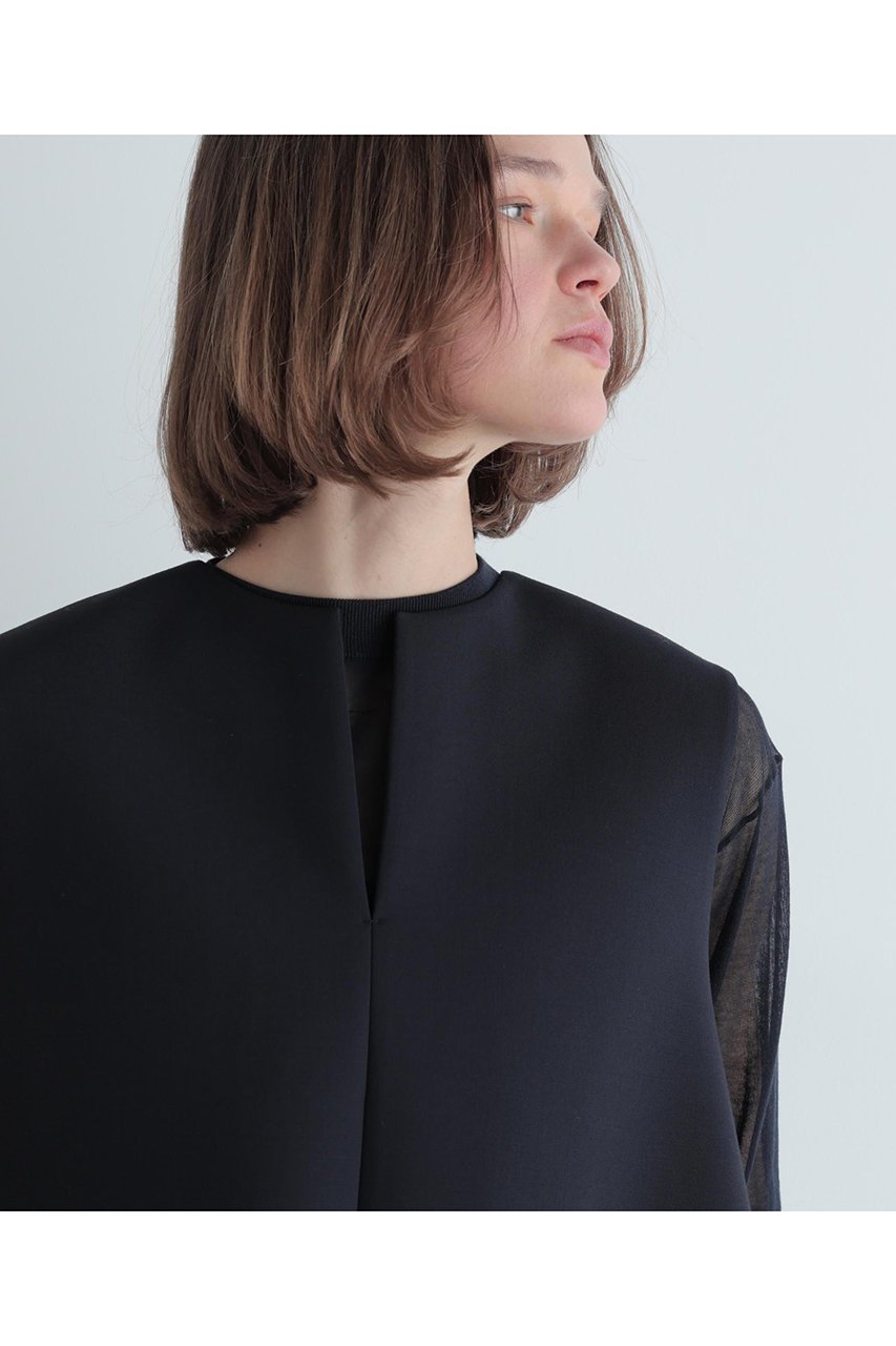 【ル フィル/LE PHIL】のライトボンディングノースリーブジレブラウス 人気、トレンドファッション・服の通販 founy(ファニー) 　ファッション　Fashion　レディースファッション　Fashion for Women　アウター　Coat / Outerwear Collection　トップス・カットソー　Cut & Sew Tops　キャミソール&ノースリーブ　Camisoles & Sleeveless Tops　シャツ・ブラウス・オフィスカジュアル　Elegant Blouses & Button-Ups　ベスト&ジレ / 重ね着スタイル　Vests & Gilets　シンプル　Simple, Minimal　スタンダード　Standard, Basic　ノースリーブ　Sleeveless, No-Sleeve　フォルム　Silhouette, Form　フラット　Flat, Flat Shoes　ボンディング　Bonding, Bonded Fabric　再入荷　Restock / Back in Stock　other-6|ID: prp329100004610682 ipo3291000000036162647