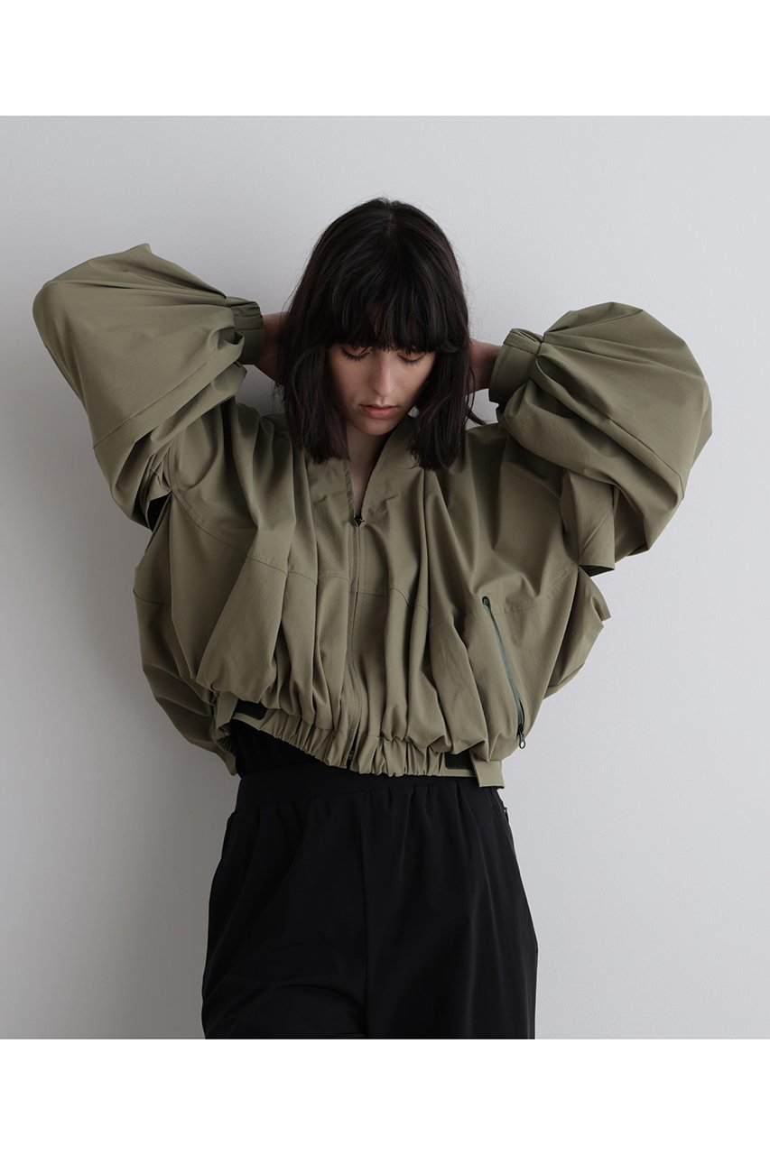 【ル フィル/LE PHIL】の《LE PHIL SPORTS》ナイロンショート丈ブルゾン 人気、トレンドファッション・服の通販 founy(ファニー) 　ファッション　Fashion　レディースファッション　Fashion for Women　アウター　Coat / Outerwear Collection　レディースジャケット・軽アウター　Jackets　ブルゾンジャケット・スポーティアウター　Blouson Jackets　ギャザー　Gathered, Ruffled　ショート　Short, Short Length　ジャケット　Jacket, Outerwear　スタンダード　Standard, Basic　スポーツ　Sports, Activewear　スリット　Slit, Slit Detail　バルーン　Balloon, Balloon Silhouette　フェミニン　Feminine, Girly　ブルゾン　Blouson, Bomber Jacket　メッシュ　Mesh, Net Fabric　再入荷　Restock / Back in Stock　other-2|ID: prp329100004610692 ipo3291000000036062927