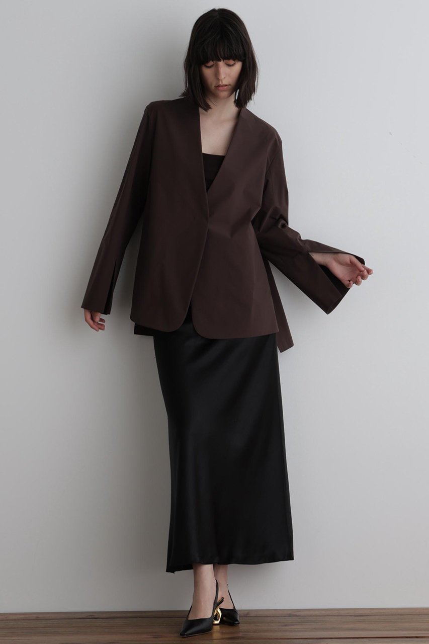 【ル フィル/LE PHIL】のSOLOTEXブロードジャケット 人気、トレンドファッション・服の通販 founy(ファニー) 　ファッション　Fashion　レディースファッション　Fashion for Women　アウター　Coat / Outerwear Collection　レディースジャケット・軽アウター　Jackets　おすすめ　Recommended / Our Picks　ジャケット　Jacket, Outerwear　スタンダード　Standard, Basic　スリット　Slit, Slit Detail　ブロード　Broadcloth, Fine Cotton　リラックス　Relax, Relaxed Fit　エレガント 上品　Elegant　定番　Standard, Basic Item　新作・新入荷　New Arrivals / New In　旅行　Travel　other-2|ID: prp329100004610693 ipo3291000000032989720
