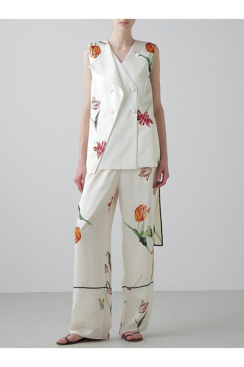 【アドーア/ADORE】のピクトリカルブックプリントジレ 人気、トレンドファッション・服の通販 founy(ファニー) 　ファッション　Fashion　レディースファッション　Fashion for Women　アウター　Coat / Outerwear Collection　レディースジャケット・軽アウター　Jackets　イラスト　Illustration　インナー　Innerwear　ジャケット　Jacket, Outerwear　プリント　Print, Printed Pattern　新作・新入荷　New Arrivals / New In　無地　Plain, Solid Color　other-2|ID: prp329100004610697 ipo3291000000032989748