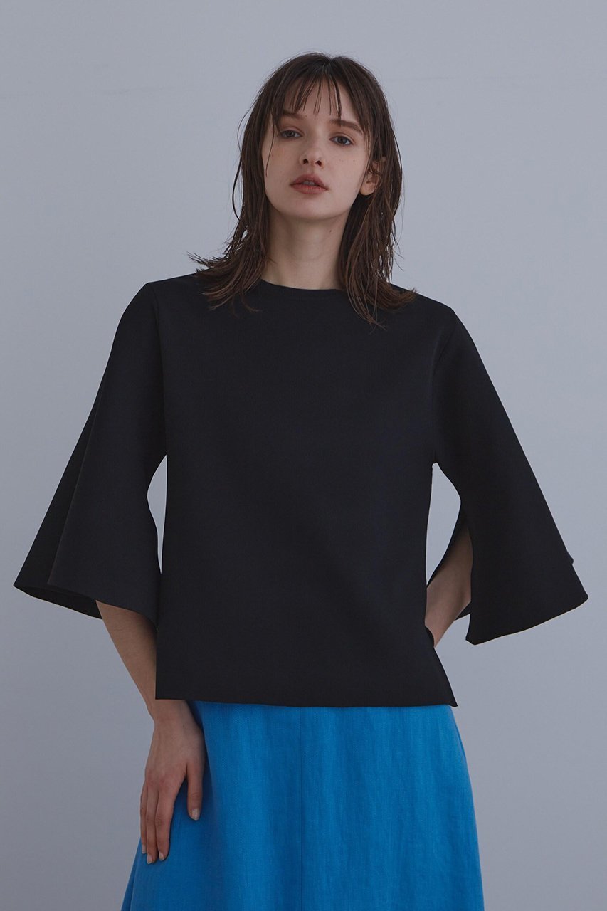 【ル フィル/LE PHIL】の《LE PHIL》フレアスリーブトップ 人気、トレンドファッション・服の通販 founy(ファニー) 　ファッション　Fashion　レディースファッション　Fashion for Women　トップス・カットソー　Cut & Sew Tops　ニット　Knit Tops & Sweaters　カジュアルプルオーバー・ニットトップス　Pullovers & Knit Tops / Casual Pullovers　おすすめ　Recommended / Our Picks　スタンダード　Standard, Basic　スリーブ　Sleeve, Long Sleeve / Short Sleeve　デニム　Denim, Jeans Material　フレア　Flare, Flared　ボトム　Bottoms, Lower Wear　夏　Summer　 other-1|ID: prp329100004610707 ipo3291000000035470539