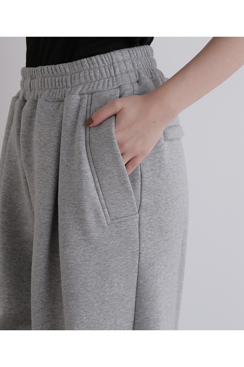 【ル フィル/LE PHIL】の《LE PHIL SPORTS》バック裏毛パンツ 人気、トレンドファッション・服の通販 founy(ファニー) ファッション Fashion レディースファッション Fashion for Women パンツ Pants & Trousers バッグ Bags スポーツウェア Functional & Stylish Sportswear スポーツ パンツ Workout Pants / Training Shorts / Joggers ストレート Straight, Straight Cut ドローコード Drawcord, Drawstring Cord ビッグ Big, Oversized ベーシック Basic, Essential ポケット Pocket, Pocket Detail リラックス Relax, Relaxed Fit other-7|ID: prp329100004610718 ipo3291000000036063016