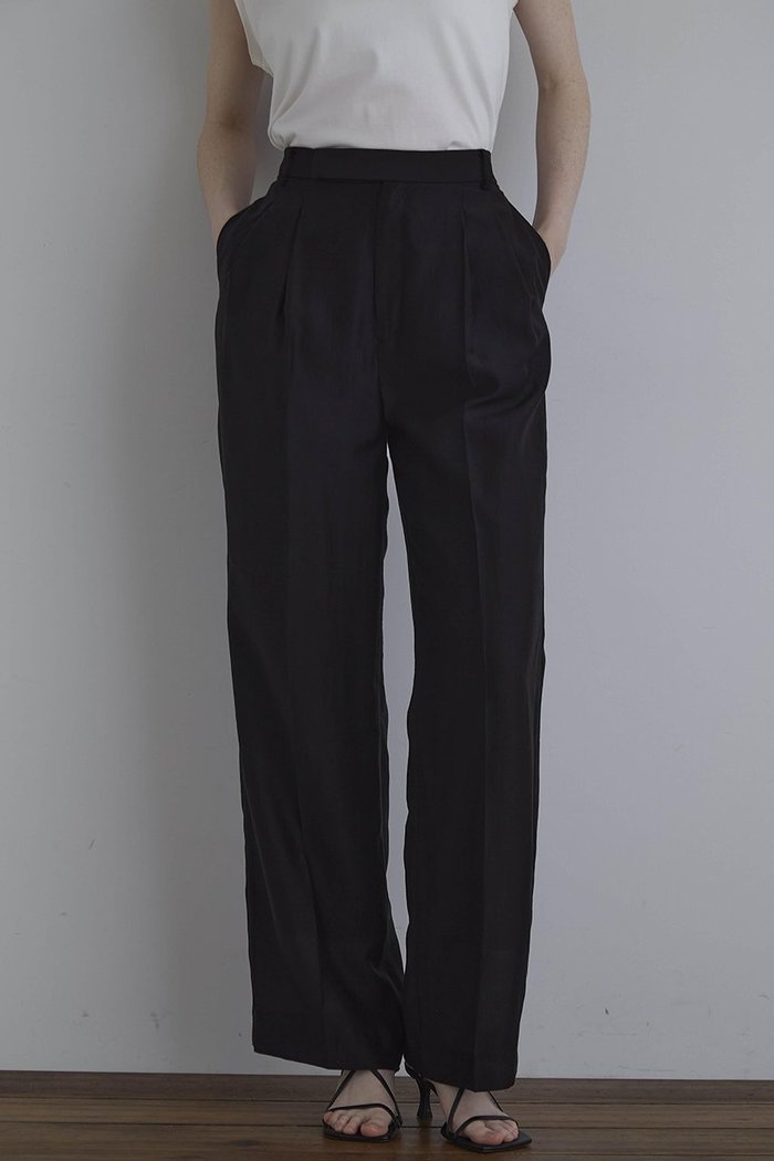 【ル フィル/LE PHIL】のシアーローンパンツ インテリア・キッズ・メンズ・レディースファッション・服の通販 founy(ファニー) https://founy.com/ ファッション Fashion レディースファッション Fashion for Women パンツ Pants & Trousers シアー Sheer, See-Through スタンダード Standard, Basic セットアップ Set-Up, Coordinated Outfit バランス Balance, Style Balance ワイド Wide, Wide Fit |ID: prp329100004610727 ipo3291000000032990035
