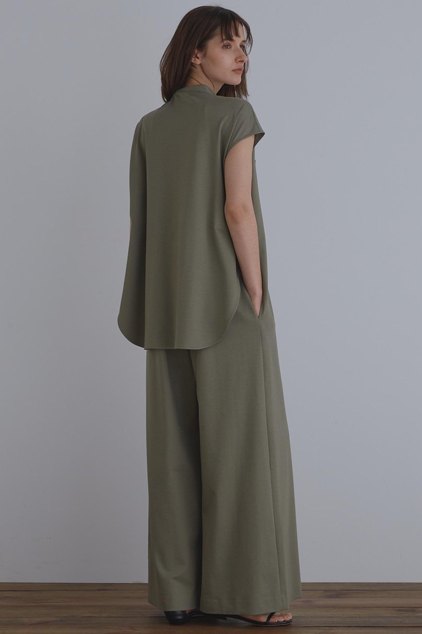 【ル フィル/LE PHIL】の《LE PHIL》ソフトポンチコンビネゾン 人気、トレンドファッション・服の通販 founy(ファニー) 　ファッション　Fashion　レディースファッション　Fashion for Women　パンツ　Pants & Trousers　コンビ　Combo, Combination Style　スタンダード　Standard, Basic　スタンド　Stand Collar, Upright Stand　ストレッチ　Stretch, Stretchy Fabric　スリット　Slit, Slit Detail　セパレート　Separate, Two-Piece　ボトム　Bottoms, Lower Wear　ワイド　Wide, Wide Fit　エレガント 上品　Elegant　other-4|ID: prp329100004610729 ipo3291000000035470652