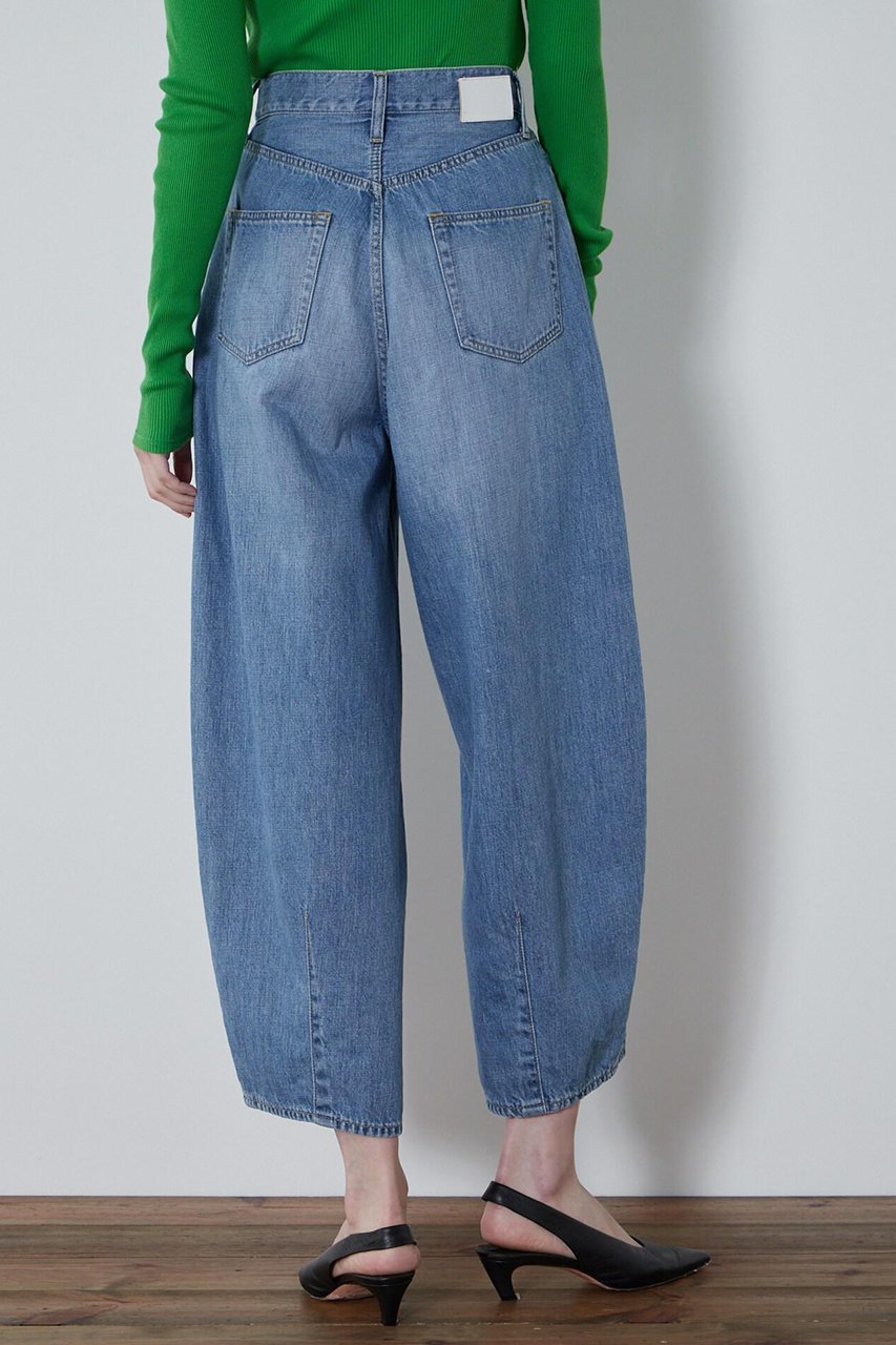 【ル フィル/LE PHIL】の《LE PHIL》ライトデニムバレルパンツ 人気、トレンドファッション・服の通販 founy(ファニー) 　ファッション　Fashion　レディースファッション　Fashion for Women　パンツ　Pants & Trousers　デニムパンツ・ジーンズ・美脚デニム　Denim Jeans & Pants　インディゴ　Indigo Denim　コンパクト　Compact, Small Size　スタンダード　Standard, Basic　デニム　Denim, Jeans Material　春　Spring　other-6|ID: prp329100004610731 ipo3291000000032990081