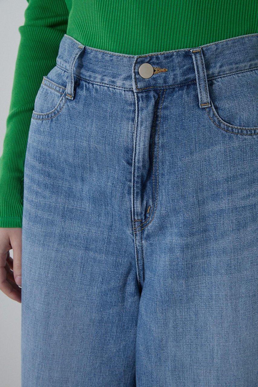 【ル フィル/LE PHIL】の《LE PHIL》ライトデニムバレルパンツ 人気、トレンドファッション・服の通販 founy(ファニー) 　ファッション　Fashion　レディースファッション　Fashion for Women　パンツ　Pants & Trousers　デニムパンツ・ジーンズ・美脚デニム　Denim Jeans & Pants　インディゴ　Indigo Denim　コンパクト　Compact, Small Size　スタンダード　Standard, Basic　デニム　Denim, Jeans Material　春　Spring　other-7|ID: prp329100004610731 ipo3291000000032990082