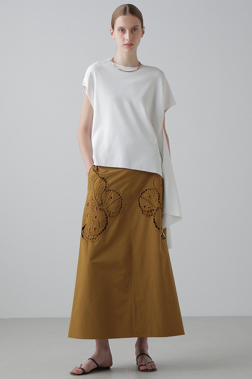 【アドーア/ADORE】のシェルカットワークスカート 人気、トレンドファッション・服の通販 founy(ファニー) 　ファッション　Fashion　レディースファッション　Fashion for Women　スカート　Skirts　ロングスカート　Long Skirts / Maxi & Midi Skirts　タフタ　Taffeta, Structured Fabric　フェミニン　Feminine, Girly　フォルム　Silhouette, Form　フレア　Flare, Flared　モチーフ　Motif, Design Theme　ロング　Long, Long-Length　ワーク　Workwear, Utility Style　新作・新入荷　New Arrivals / New In　other-3|ID: prp329100004610738 ipo3291000000032990139