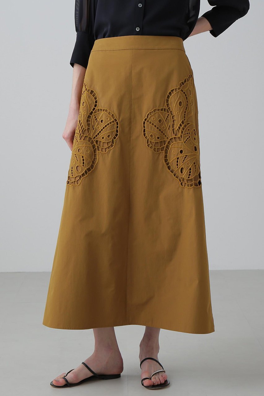 【アドーア/ADORE】のシェルカットワークスカート 人気、トレンドファッション・服の通販 founy(ファニー) 　ファッション　Fashion　レディースファッション　Fashion for Women　スカート　Skirts　ロングスカート　Long Skirts / Maxi & Midi Skirts　タフタ　Taffeta, Structured Fabric　フェミニン　Feminine, Girly　フォルム　Silhouette, Form　フレア　Flare, Flared　モチーフ　Motif, Design Theme　ロング　Long, Long-Length　ワーク　Workwear, Utility Style　新作・新入荷　New Arrivals / New In　other-5|ID: prp329100004610738 ipo3291000000032990141