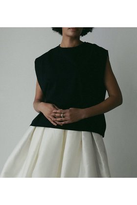 【ハー/HER.】の【7/17 12:00販売開始】コットンノースリーブプルオーバー 人気、トレンドファッション・服の通販 founy(ファニー) ファッション Fashion レディースファッション Fashion for Women トップス・カットソー Cut & Sew Tops キャミソール&ノースリーブ Camisoles & Sleeveless Tops シャツ・ブラウス・オフィスカジュアル Elegant Blouses & Button-Ups ロングTシャツ・Tシャツ Longline T-Shirts & Tees カジュアルプルオーバー・ニットトップス Pullovers & Knit Tops / Casual Pullovers カットソー・ベーシックTシャツ Cut-and-Sewn Tops / Stretch Tees & Basics キャミソール Camisole, Spaghetti Strap Top タンク Tank Top, Sleeveless Top ボトム Bottoms, Lower Wear 夏 Summer 新作・新入荷 New Arrivals / New In |ID:prp329100004612537