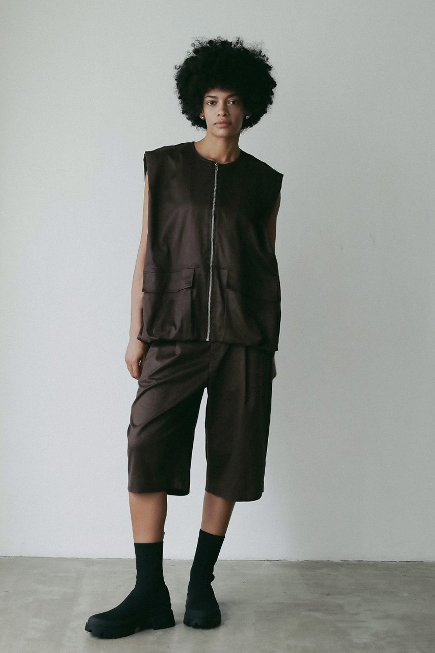 【ハー/HER.】の【7/17 12:00販売開始】カーブハーフパンツ 人気、トレンドファッション・服の通販 founy(ファニー) 　ファッション　Fashion　レディースファッション　Fashion for Women　パンツ　Pants & Trousers　ショートパンツ・ハーフパンツ　High-Waisted & Relaxed Shorts　ショート　Short, Short Length　ハーフ　Half, Half-Length　バランス　Balance, Style Balance　新作・新入荷　New Arrivals / New In　other-3|ID: prp329100004612545 ipo3291000000033013791