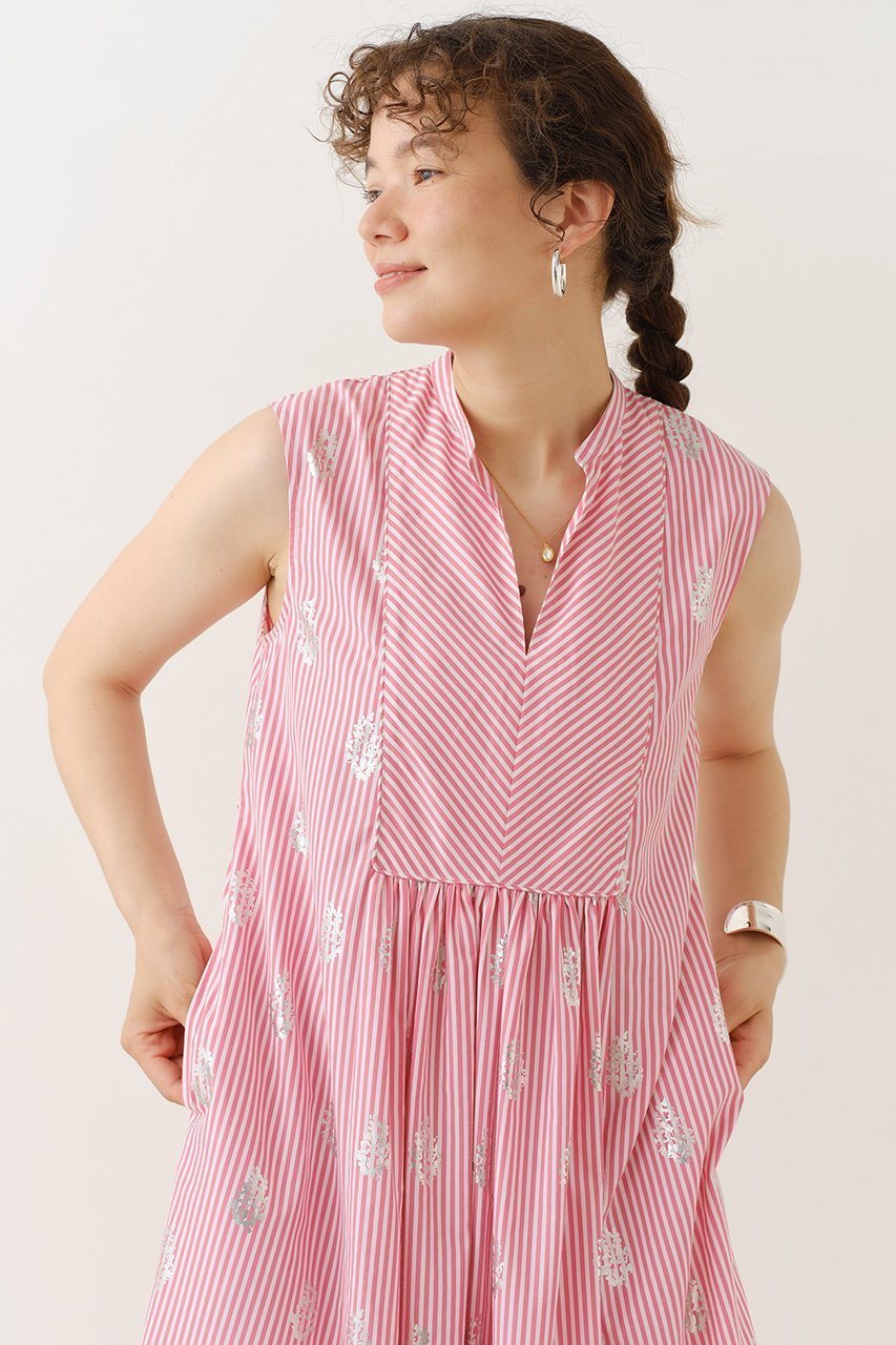 【ヌキテパ/NE QUITTEZ PAS】のCOTTON POPLIN STRIPE ホイル プリント ノースリーブ ドレス 人気、トレンドファッション・服の通販 founy(ファニー) 　ファッション　Fashion　レディースファッション　Fashion for Women　ワンピース　Dresses　フォーマル・パーティードレス・結婚式用ドレス　Elegant & Casual Dresses　チュニック　Tunic Tops & Dresses　ギャザー　Gathered, Ruffled　ストライプ　Stripe, Striped Pattern　チュニック　Tunic, Long Top　ドレス　Dress, One-Piece　ノースリーブ　Sleeveless, No-Sleeve　プリント　Print, Printed Pattern　ロング　Long, Long-Length　other-7|ID: prp329100004613287 ipo3291000000036673460