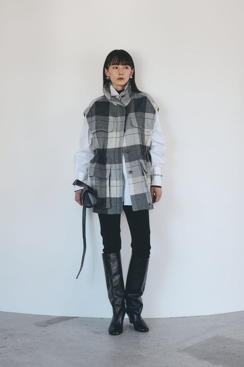 【カオス/Chaos】のスーペリヤヌスベスト 人気、トレンドファッション・服の通販 founy(ファニー) 　ファッション　Fashion　レディースファッション　Fashion for Women　アウター　Coat / Outerwear Collection　レディースジャケット・軽アウター　Jackets　ジャケット　Jacket, Outerwear　スタンド　Stand Collar, Upright Stand　ドロップ　Drop Shoulder, Dropped Style　ブルゾン　Blouson, Bomber Jacket　ベスト　Vest, Waistcoat　other-2|ID: prp329100004613313 ipo3291000000036692260