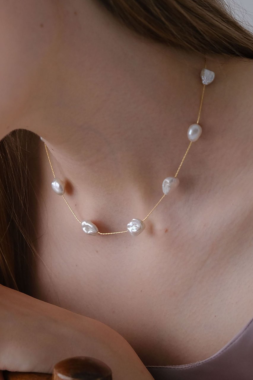 【ナチュラリジュエリ/NATURALI JEWELRY】のDecade ショートパールネックレス 人気、トレンドファッション・服の通販 founy(ファニー) 　ファッション　Fashion　レディースファッション　Fashion for Women　ジュエリー　Jewelry　ネックレス　Necklaces & Pendants　シェイプ　Shape, Slim Fit　チェーン　Chain, Chain Strap　ネックレス　Necklace, Pendant Necklace　バランス　Balance, Style Balance　パール　Pearl, Pearl Accent　ワイヤー　Wire, Wired Bra　再入荷　Restock / Back in Stock　other-2|ID: prp329100004614000 ipo3291000000035740760