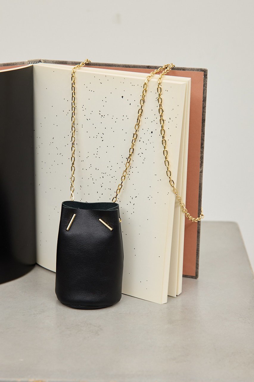 【ガリャルダガランテ/GALLARDAGALANTE】の【2.718】Tinyチェーンショルダー インテリア・キッズ・メンズ・レディースファッション・服の通販 founy(ファニー) 　ファッション　Fashion　レディースファッション　Fashion for Women　バッグ　Bags　アクセサリー　Fashion Accessories　ショルダー　Shoulder, Shoulder Strap　スマート　Smart, Elegant　チェーン　Chain, Chain Strap　リップ　Lip, Lip Motif　エレガント 上品　Elegant　ブラック|ID: prp329100004614006 ipo3291000000035101764