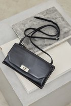 【ガリャルダガランテ/GALLARDAGALANTE】の【2.718】バックルウォレットショルダー ブラック|ID:prp329100004614007