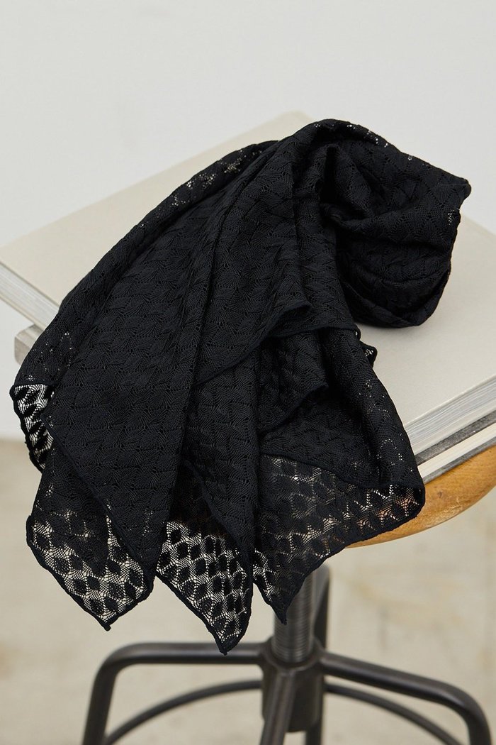 【ガリャルダガランテ/GALLARDAGALANTE】のクロシェスカーフ インテリア・キッズ・メンズ・レディースファッション・服の通販 founy(ファニー) https://founy.com/ ファッション Fashion レディースファッション Fashion for Women ストール Soft & Warm Scarves マフラー・スヌード / 冬小物の定番 Scarves & Mufflers クロシェ Crochet, Knitted Lace スカーフ Scarf, Neckwear ストール Stole, Wrap マフラー Scarf, Muffler |ID: prp329100004614014 ipo3291000000033034784