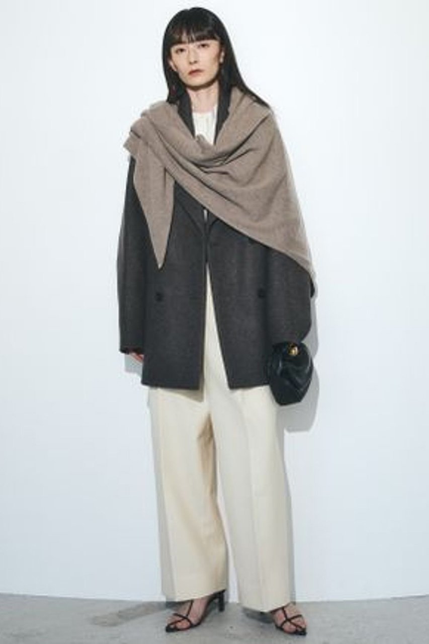 【カオス/Chaos】の【ASAUCE MELER】別注トライアングルストール 人気、トレンドファッション・服の通販 founy(ファニー) 　ファッション　Fashion　レディースファッション　Fashion for Women　ストール　Soft & Warm Scarves　マフラー・スヌード / 冬小物の定番　Scarves & Mufflers　ストール　Stole, Wrap　トライアングル　Triangle, Triangular Shape　ホールガーメント　WholeGarment, Seamless Knit　マフラー　Scarf, Muffler　人気　Popular, Best Seller　別注　Limited Edition, Custom Order　other-5|ID: prp329100004614022 ipo3291000000034615770