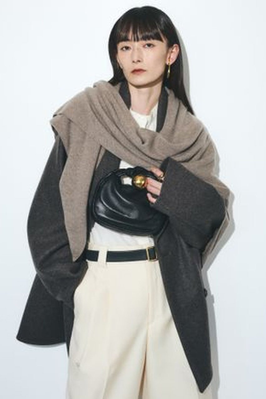 【カオス/Chaos】の【ASAUCE MELER】別注トライアングルストール 人気、トレンドファッション・服の通販 founy(ファニー) 　ファッション　Fashion　レディースファッション　Fashion for Women　ストール　Soft & Warm Scarves　マフラー・スヌード / 冬小物の定番　Scarves & Mufflers　ストール　Stole, Wrap　トライアングル　Triangle, Triangular Shape　ホールガーメント　WholeGarment, Seamless Knit　マフラー　Scarf, Muffler　人気　Popular, Best Seller　別注　Limited Edition, Custom Order　other-7|ID: prp329100004614022 ipo3291000000034615772