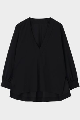 【ル フィル/LE PHIL】のコンパクトポンチVネックプルオーバー 人気、トレンドファッション・服の通販 founy(ファニー) ファッション Fashion レディースファッション Fashion for Women トップス・カットソー Cut & Sew Tops シャツ・ブラウス・オフィスカジュアル Elegant Blouses & Button-Ups ロングTシャツ・Tシャツ Longline T-Shirts & Tees カジュアルプルオーバー・ニットトップス Pullovers & Knit Tops / Casual Pullovers カットソー・ベーシックTシャツ Cut-and-Sewn Tops / Stretch Tees & Basics Vネックトップス V-Neck Tops / V-Cut Neckline Shirts コンパクト Compact, Small Size シンプル Simple, Minimal スリット Slit, Slit Detail スリーブ Sleeve, Long Sleeve / Short Sleeve デコルテ Décolleté, Neckline バランス Balance, Style Balance フォルム Silhouette, Form ボトム Bottoms, Lower Wear ロング Long, Long-Length 今季 This Season, Current Season 新作・新入荷 New Arrivals / New In |ID:prp329100004614037