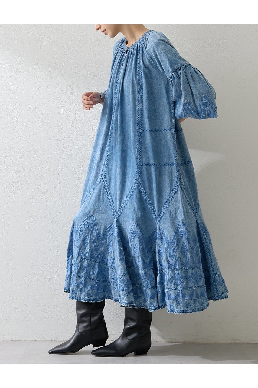 【ウィムガゼット/Whim Gazette】のエンブロイダリーワンピース 人気、トレンドファッション・服の通販 founy(ファニー) 　ファッション　Fashion　レディースファッション　Fashion for Women　ワンピース　Dresses　チュニック　Tunic Tops & Dresses　2025年　2025　2025-2026秋冬・A/W　Autumn/Winter 2025–26 AW25–26　アクセサリー　Fashion Accessories　インド　Indian Textile　エスニック　Ethnic Style　シューズ　Shoes, Footwear　チュニック　Tunic, Long Top　デニム　Denim, Jeans Material　モチーフ　Motif, Design Theme　モノトーン　Monotone, Black and White　ロング　Long, Long-Length　A/W・秋冬　Autumn/Winter　other-3|ID: prp329100004614055 ipo3291000000033035101