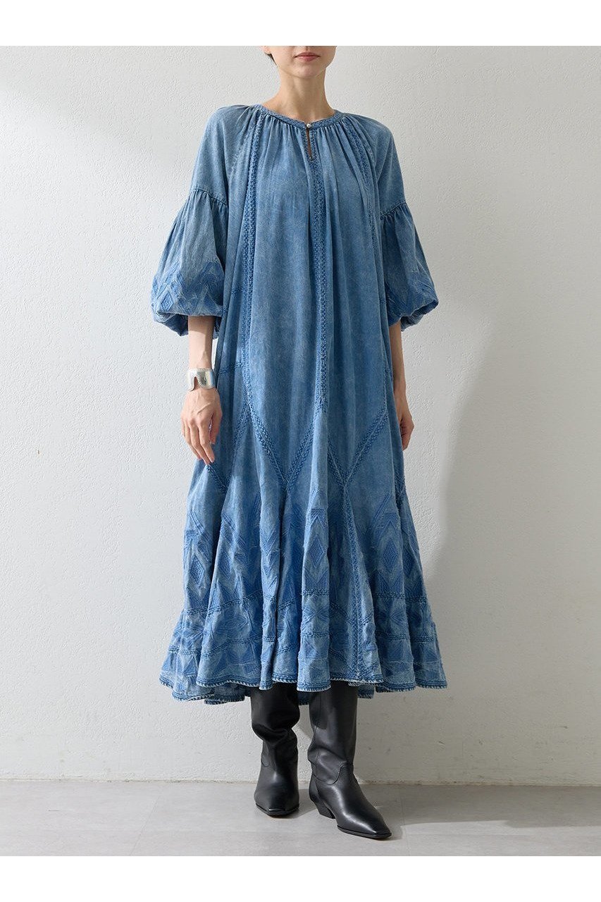 【ウィムガゼット/Whim Gazette】のエンブロイダリーワンピース 人気、トレンドファッション・服の通販 founy(ファニー) 　ファッション　Fashion　レディースファッション　Fashion for Women　ワンピース　Dresses　チュニック　Tunic Tops & Dresses　2025年　2025　2025-2026秋冬・A/W　Autumn/Winter 2025–26 AW25–26　アクセサリー　Fashion Accessories　インド　Indian Textile　エスニック　Ethnic Style　シューズ　Shoes, Footwear　チュニック　Tunic, Long Top　デニム　Denim, Jeans Material　モチーフ　Motif, Design Theme　モノトーン　Monotone, Black and White　ロング　Long, Long-Length　A/W・秋冬　Autumn/Winter　other-6|ID: prp329100004614055 ipo3291000000033035108