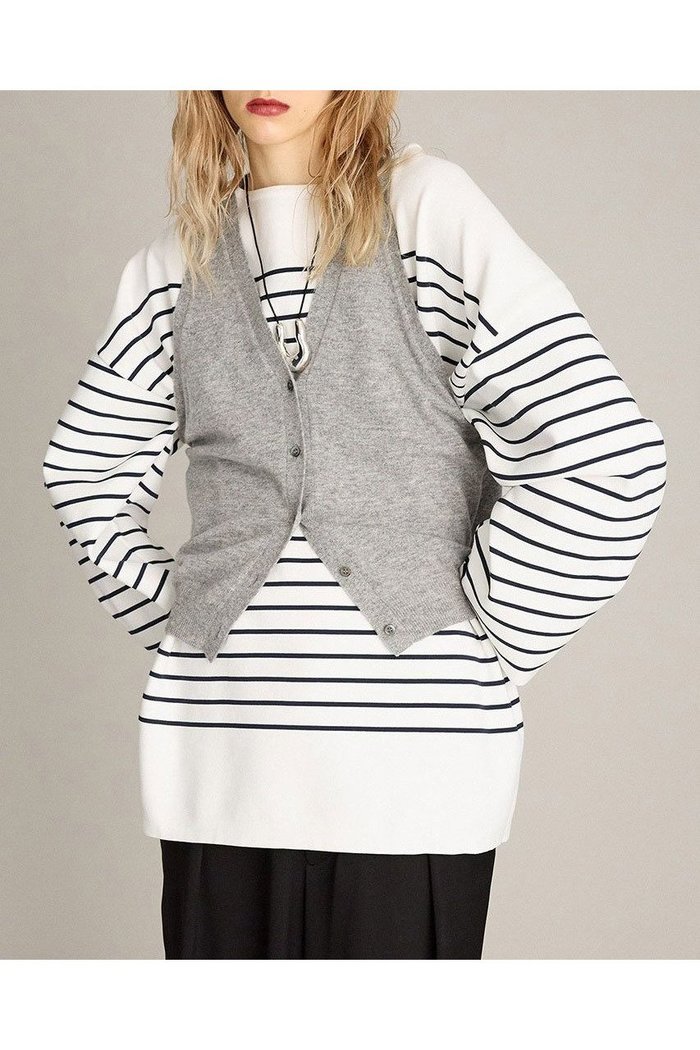 【ブリル/BRILL】のニットアメスリジレ インテリア・キッズ・メンズ・レディースファッション・服の通販 founy(ファニー) https://founy.com/ ファッション Fashion レディースファッション Fashion for Women アウター Coat / Outerwear Collection レディースジャケット・軽アウター Jackets コンパクト Compact, Small Size シルク Silk, 100% Silk ジャケット Jacket, Outerwear ベスト Vest, Waistcoat ラグジュアリー Luxury, Elegant 新作・新入荷 New Arrivals / New In |ID: prp329100004614086 ipo3291000000033035351