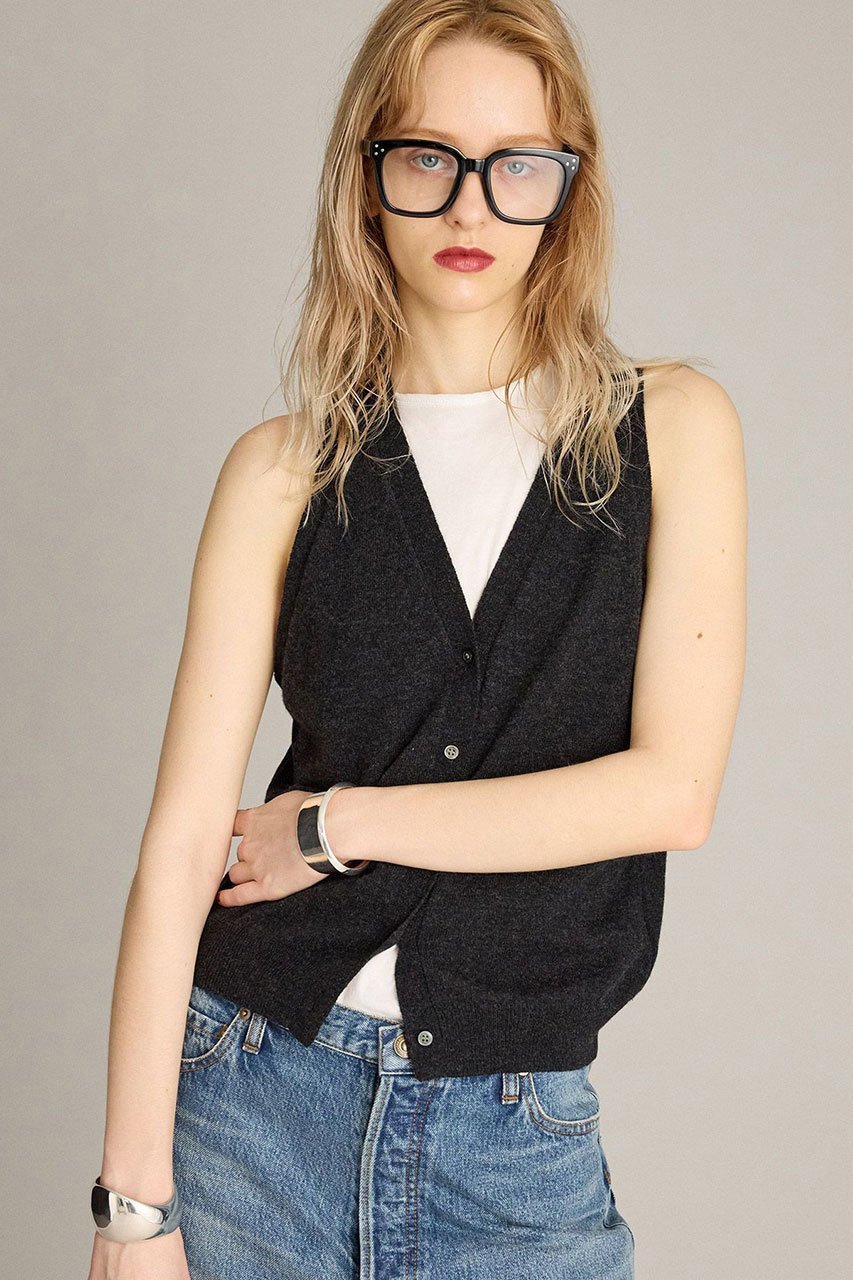 【ブリル/BRILL】のニットアメスリジレ インテリア・キッズ・メンズ・レディースファッション・服の通販 founy(ファニー) 　ファッション　Fashion　レディースファッション　Fashion for Women　アウター　Coat / Outerwear Collection　レディースジャケット・軽アウター　Jackets　コンパクト　Compact, Small Size　シルク　Silk, 100% Silk　ジャケット　Jacket, Outerwear　ベスト　Vest, Waistcoat　ラグジュアリー　Luxury, Elegant　チャコールグレー|ID: prp329100004614086 ipo3291000000035741027