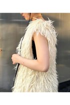thumbnail other-2