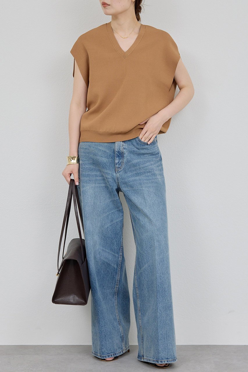 【ガリャルダガランテ/GALLARDAGALANTE】のVフレンチニット 人気、トレンドファッション・服の通販 founy(ファニー) 　ファッション　Fashion　レディースファッション　Fashion for Women　トップス・カットソー　Cut & Sew Tops　ニット　Knit Tops & Sweaters　カジュアルプルオーバー・ニットトップス　Pullovers & Knit Tops / Casual Pullovers　2025年　2025　2025-2026秋冬・A/W　Autumn/Winter 2025–26 AW25–26　スリーブ　Sleeve, Long Sleeve / Short Sleeve　バランス　Balance, Style Balance　フォルム　Silhouette, Form　フレンチ　French, French Style　夏　Summer　A/W・秋冬　Autumn/Winter　other-2|ID: prp329100004614091 ipo3291000000033035397