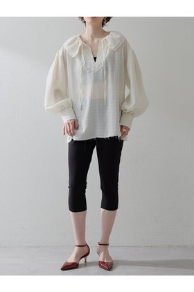 【ウィムガゼット/Whim Gazette】 【THE PAUSE】カプリパンツ人気、トレンドファッション・服の通販 founy(ファニー) ファッション Fashion レディースファッション Fashion for Women パンツ Pants & Trousers ショートパンツ・ハーフパンツ High-Waisted & Relaxed Shorts 2025年 2025 2025-2026秋冬・A/W Autumn/Winter 2025–26 AW25–26 なめらか Smooth, Silky Texture ショート Short, Short Length ジャケット Jacket, Outerwear スタイリッシュ Stylish, Fashionable A/W・秋冬 Autumn/Winter |ID:prp329100004614107